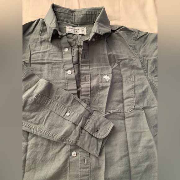 Men's olive green Long-Sleeve Dress Shirt - Picture 4 of 4